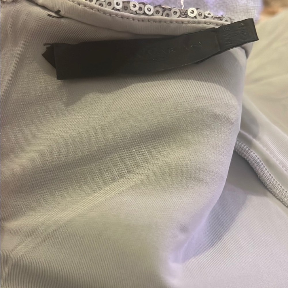 Donna Karan - Silver Sequin Dress size 8 - Picture 9 of 9